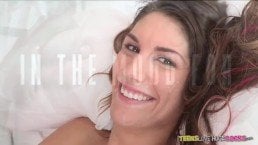 Eine atemberaubende Zusammenstellung der besten Pornomomente im August