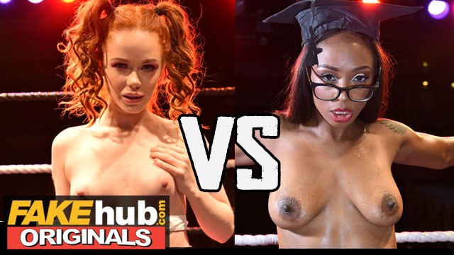 Fakehub ebony MILF und rothaarige junge werden zu dritt brutal genagelt