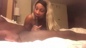 Amateur ebony dicked down after slobbering on a big black dick